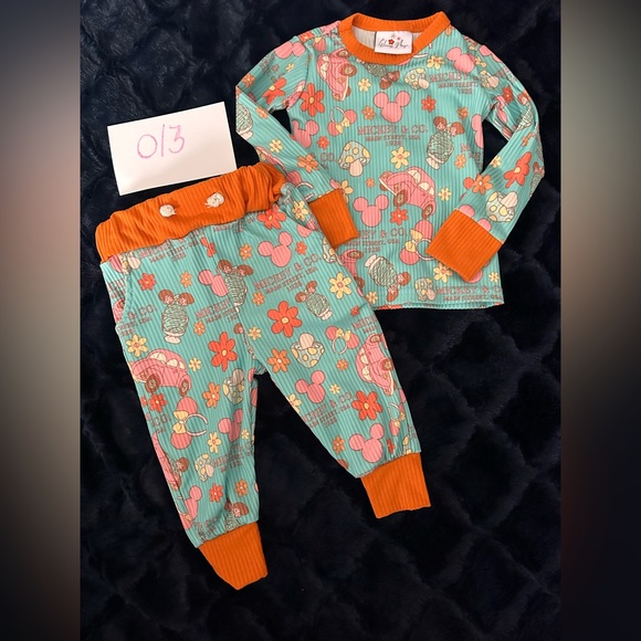 Wrenny Maze Pajama Set - Picture 1 of 1